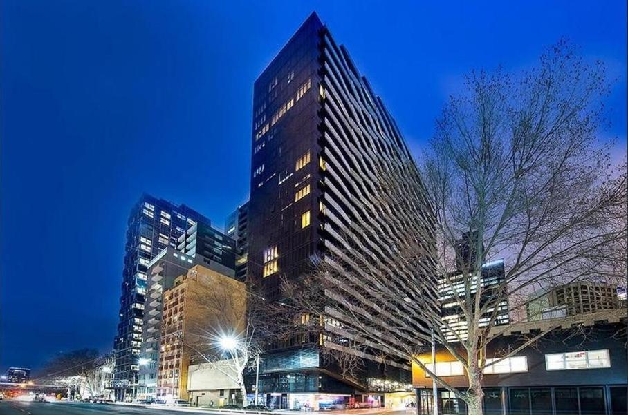 Aura2107, 2 Bedroom Apartment With Balcony, Stunning Yarra River And City Views 멜번 외부 사진